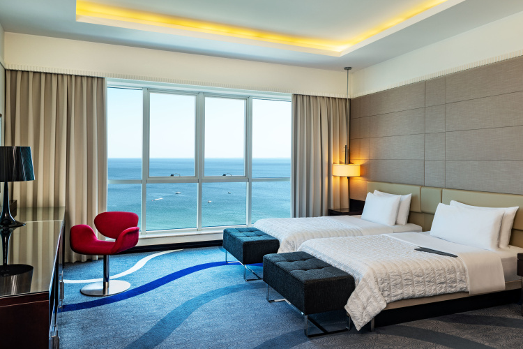 Le Meridien Al Aqah Beach Resort photo 32