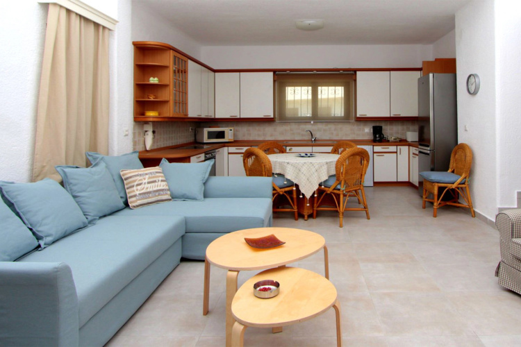 Lorenia Sea Side Elani Villa