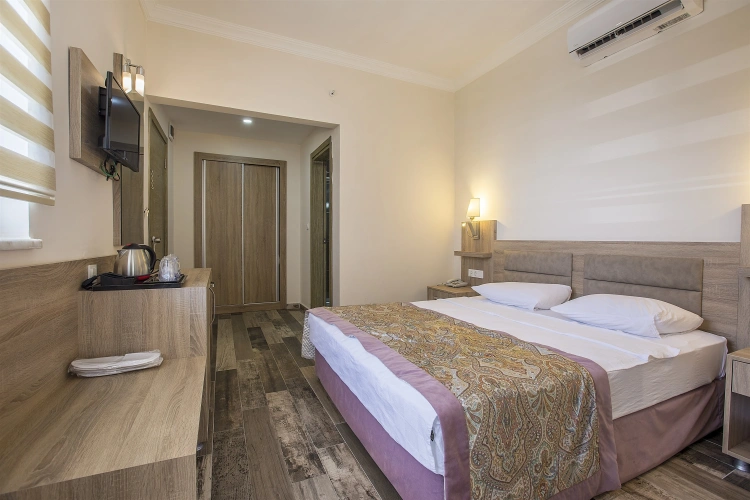 Standard room with balcony