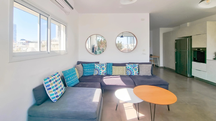 Geula Tulipe Apartments