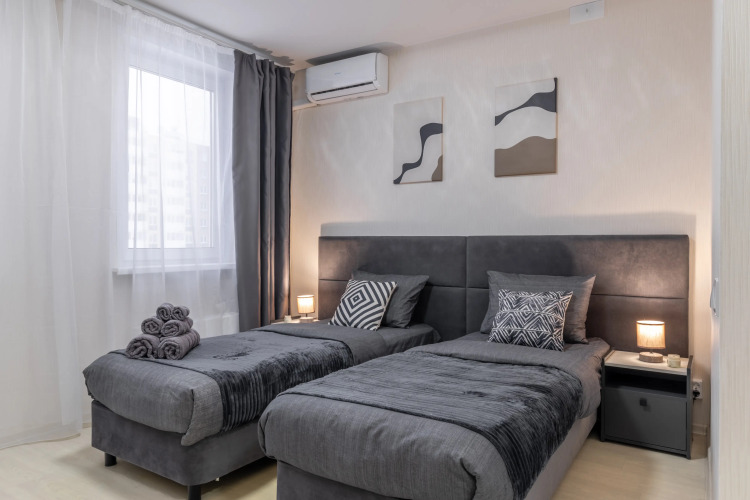 Фотография номера квартиры Квартира Уютная рядом с аэропортом, Стригино и около пляжа Оки