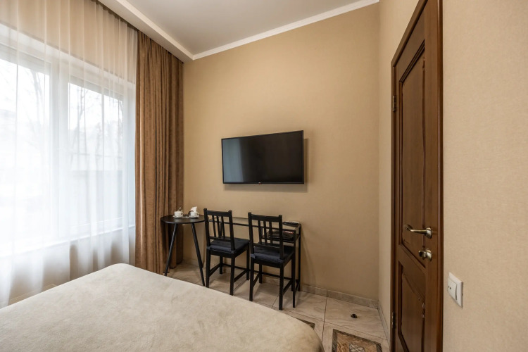 Фотография номера гостиницы День и Ночь на Мичуринском