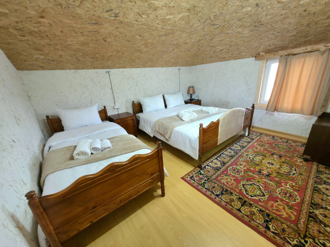 Atsarat Guest House
