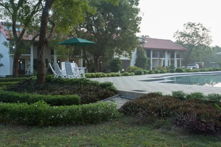Chenra Hotel