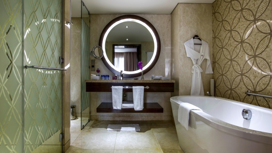Crowne Plaza Dubai - Deira photo 26