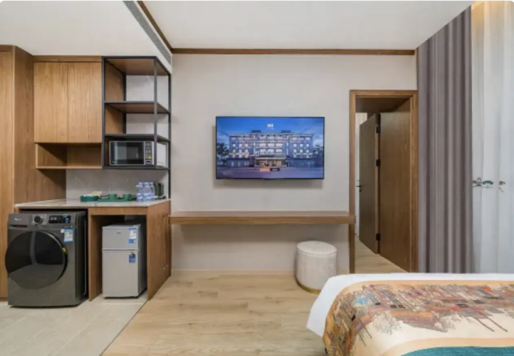 Superior Quadruple Family Suite