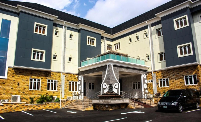 Casa  De Lucy Hotel