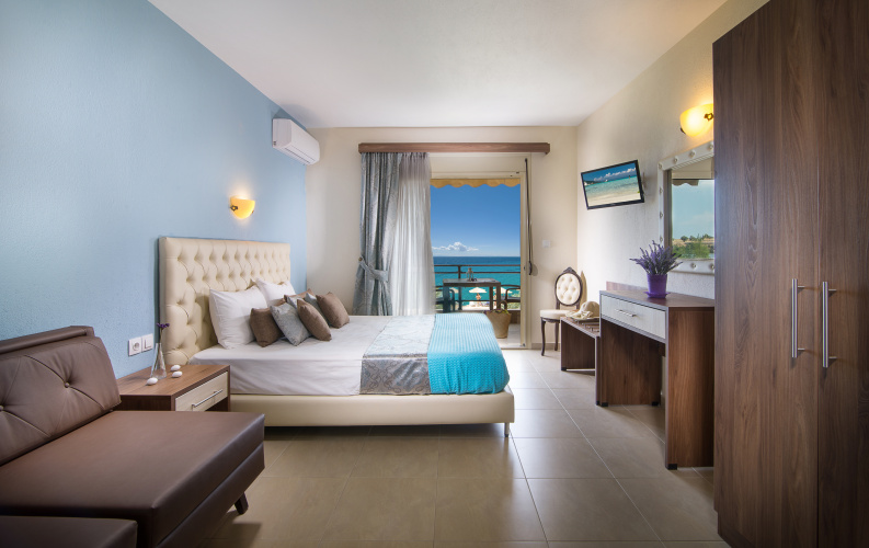 Superior Double room with balcony and with view