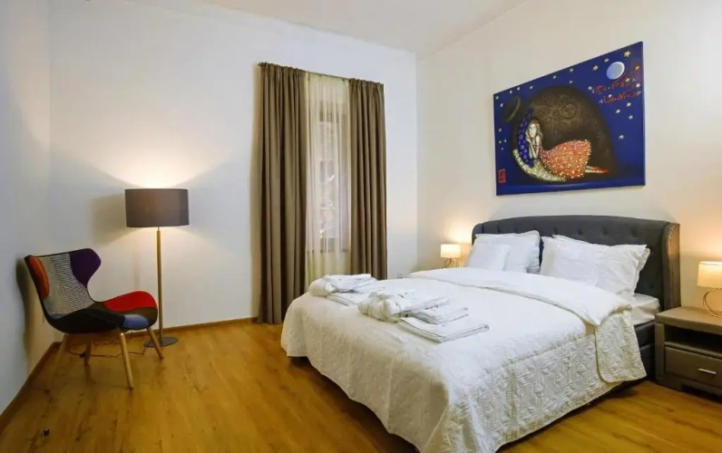 2 Bedrooms Suite with balcony