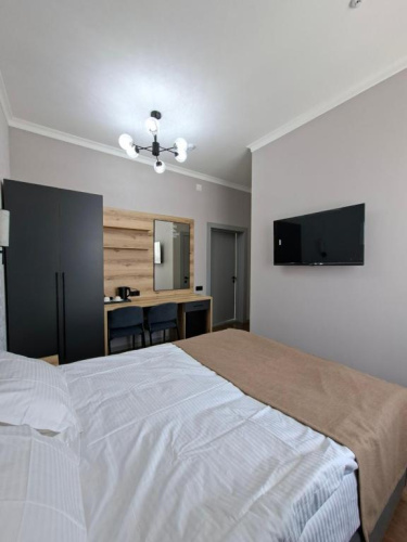 Toi At-Bashy Hotel