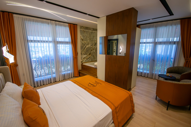 Deluxe Double room