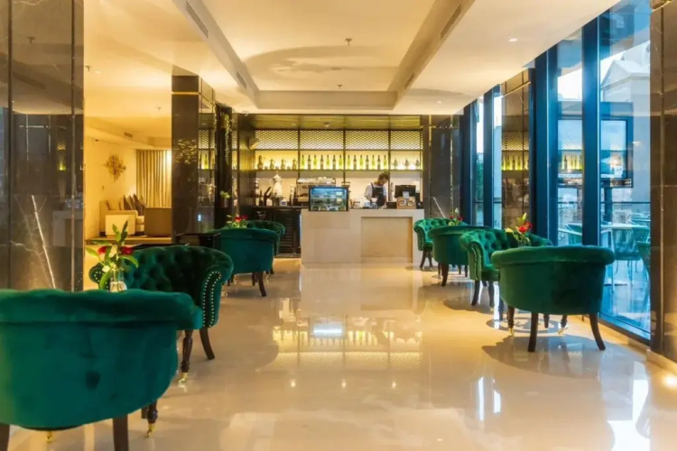 Royal Diamond Hotel