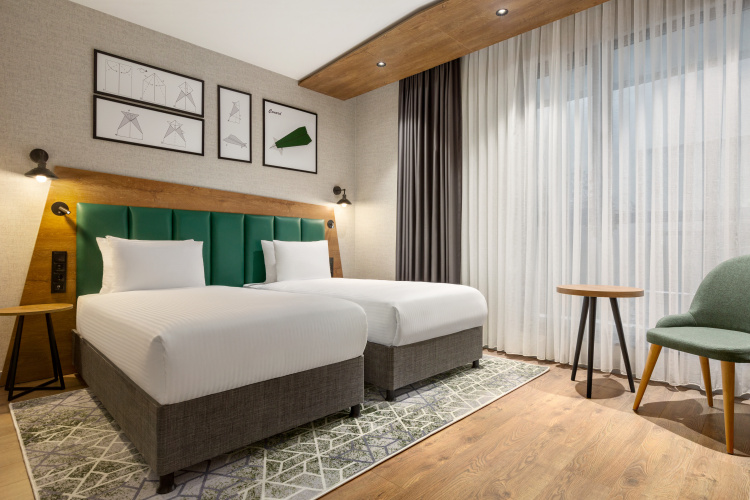 Standard Twin room
