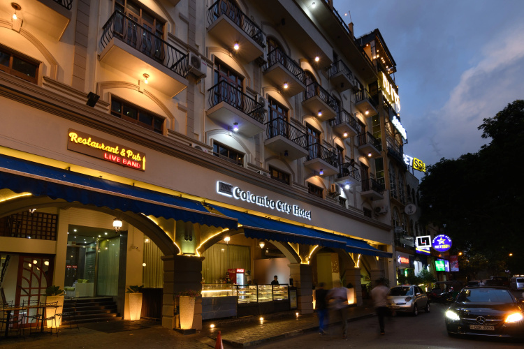 Oak Ray Colombo City Hotel