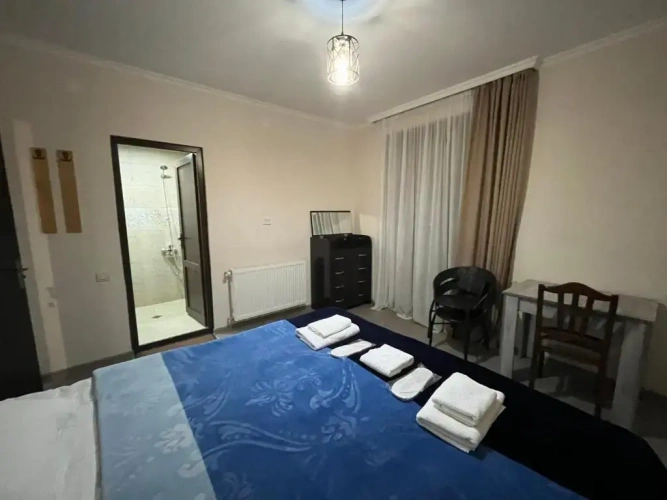 2 Bedrooms Suite with balcony and with mountain view