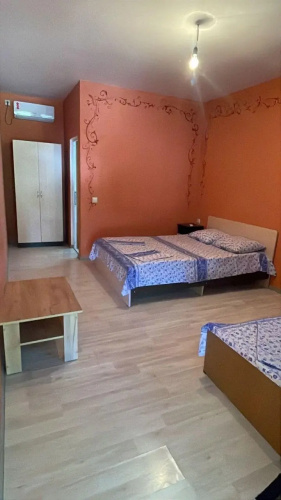 Novy Afon Guest house