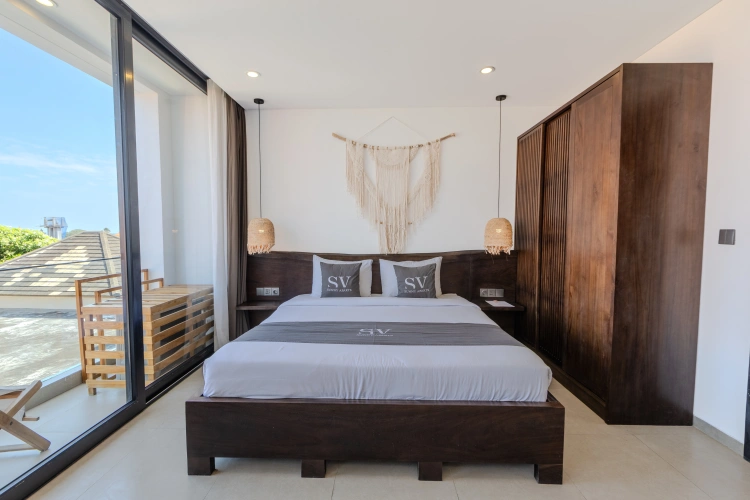 Standard Double room with balcony and with city view