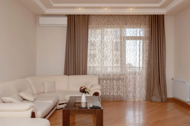 2 Bedrooms Apartment with balcony
