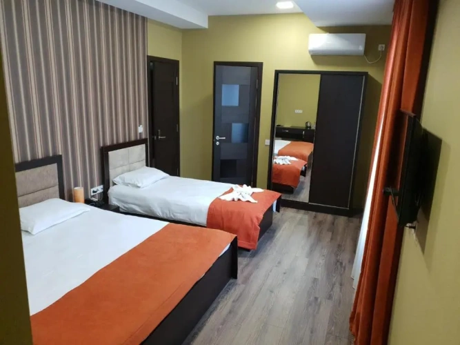 Economy Triple room