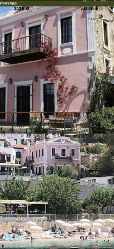 Gizli Apartments