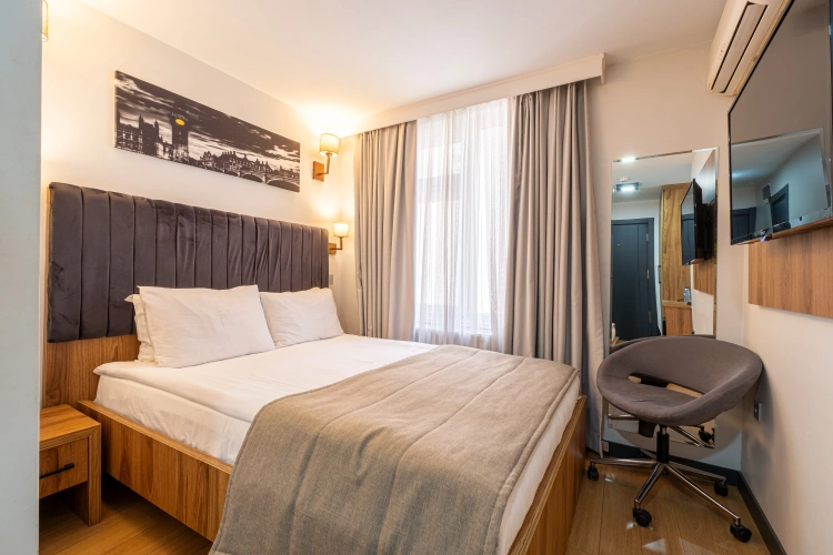 Economy Double room with view