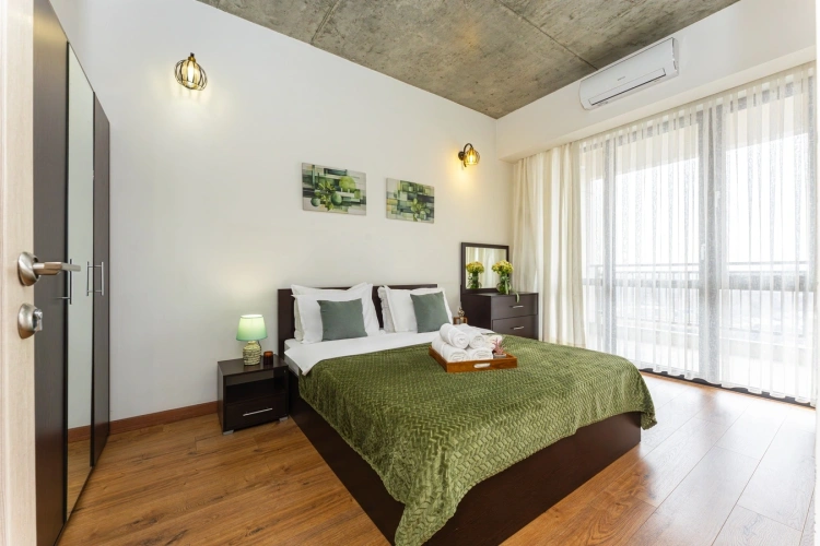 1 Bedroom Apartment with balcony and with view