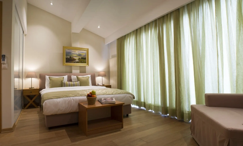Deluxe Triple room with balcony and with city view