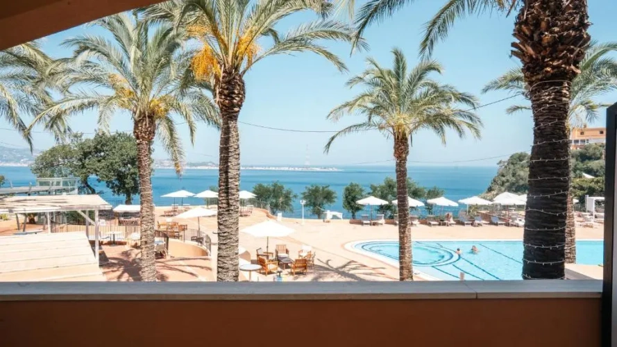 Privilege Suite with balcony and with sea view