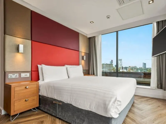 Dezign Double Suite