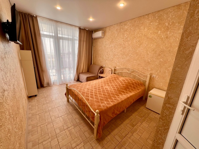 Superior Triple room with balcony