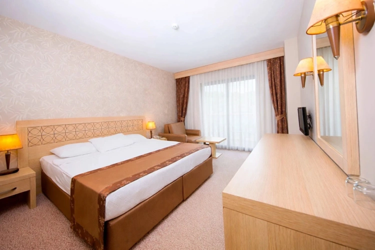 Standard Triple room with balcony