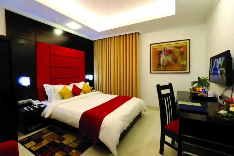 Standard Double room with view