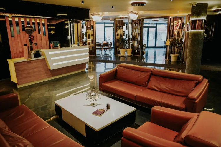Midis Hotel