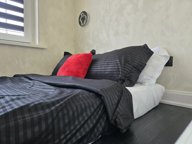 Loft Black And White V Tsentre Goroda Flat