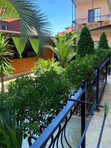 Anzhelika Guest House