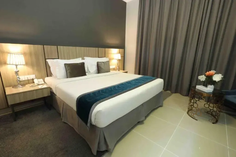 Superior Double room with city view