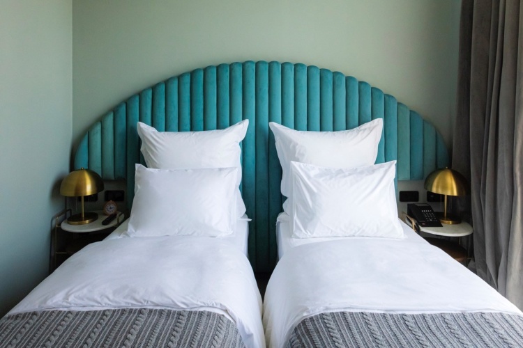 Double room with city view