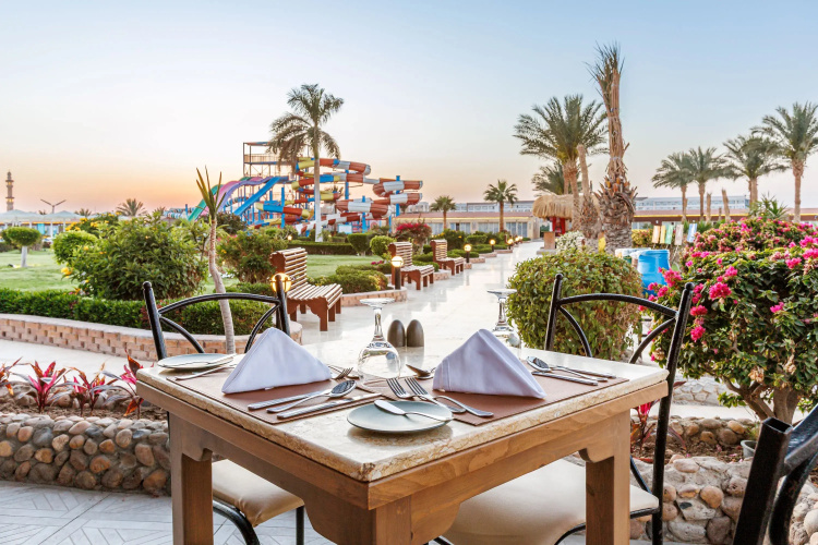 Sunrise Alora Aqua Park Resort