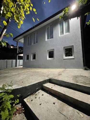 Family Cottage with balcony
