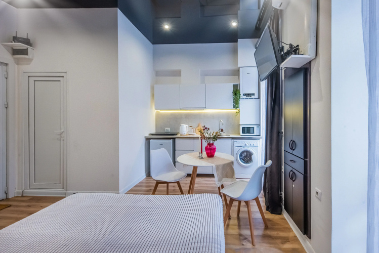 HB Tabidze Apartments
