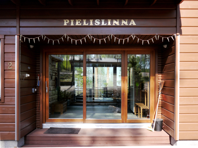 Pielislinna Villa