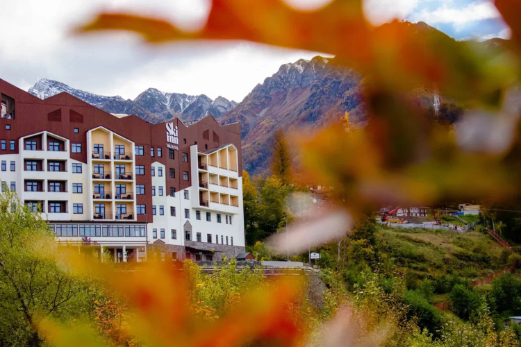 Отель Ski Inn SPA Hotel Rosa Khutor
