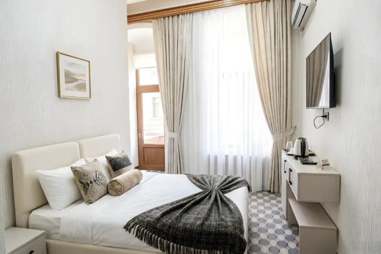Deluxe Double room with balcony