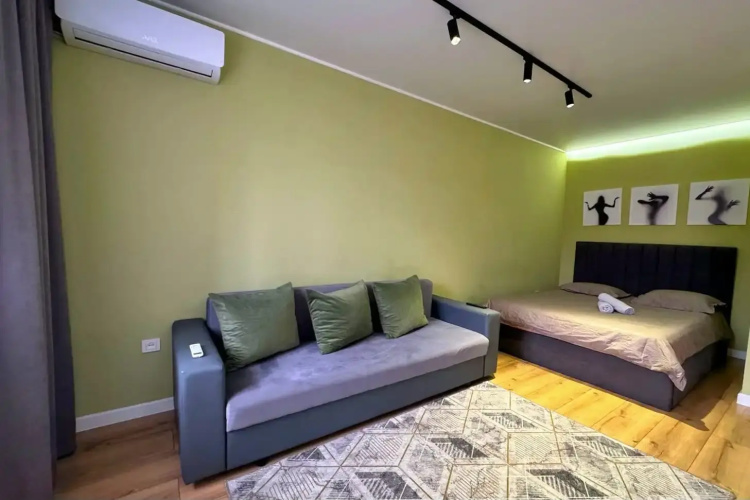 Studiya Zhk Zhenis 3 Flat