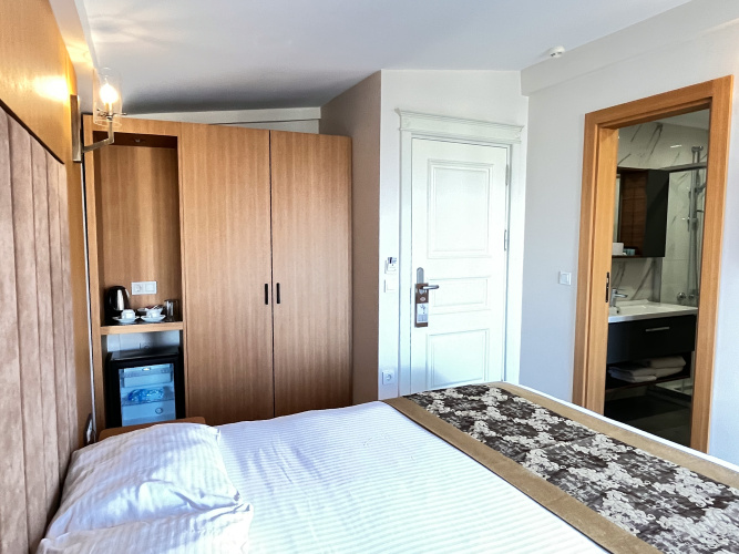 Superior Double room with balcony and with sea view