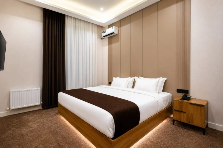 Deluxe room with balcony and with view