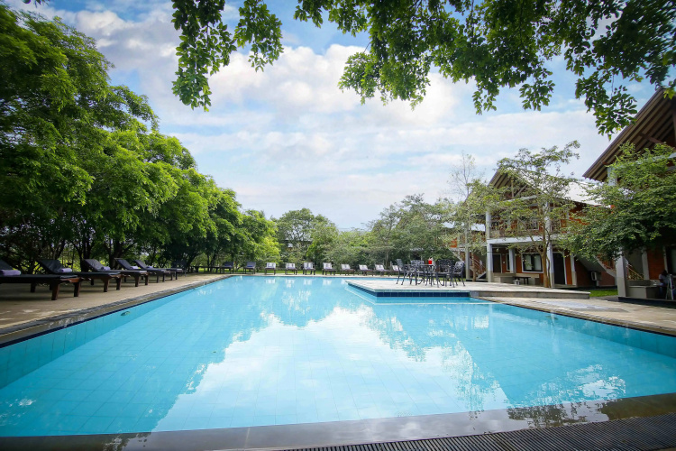 Elephas Resort & Spa Resort