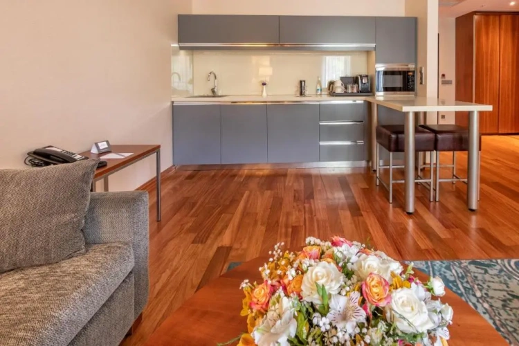 1 Bedroom Duplex Suite