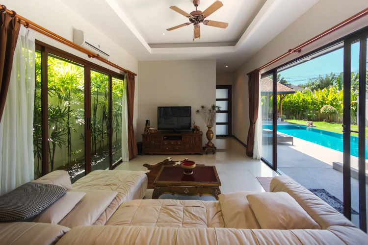 Lorangi Villa
