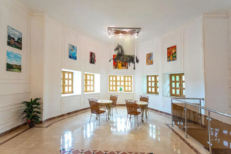 Chabiant Winery Hotel
